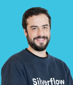headshot Santiago